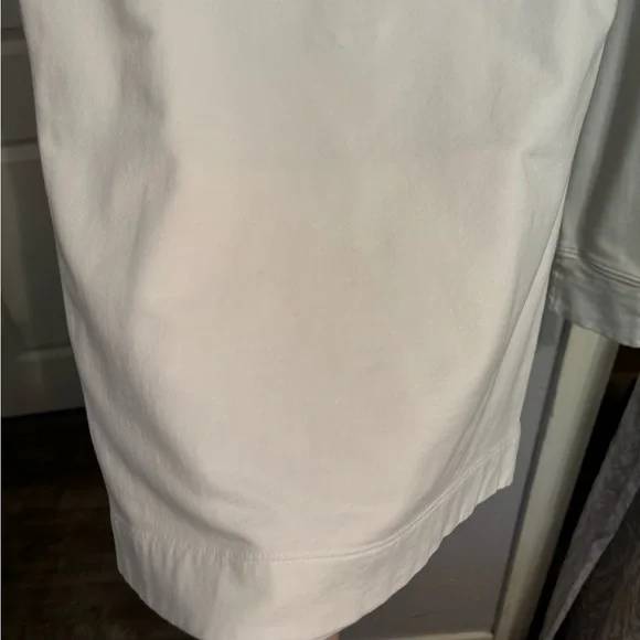 Lilly Pulitzer | Joyce Popover Resort Ruffle Quarter Zip | Size XS - Picture 3 of 5